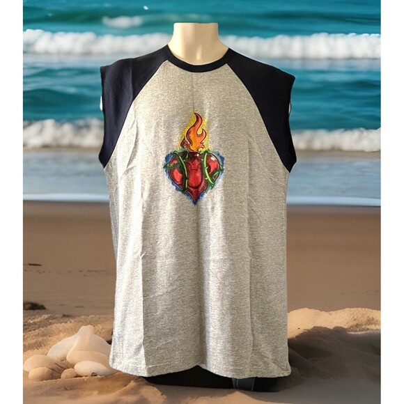 Walt Disney World Sacred Heart Navy Gray Cotton Blend Mens T-shirt Sz M NWT - Picture 3 of 9